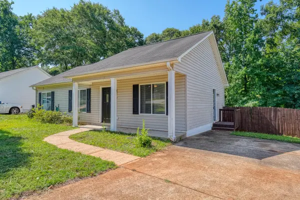 137 Caroway CT, Spartanburg, SC 29303