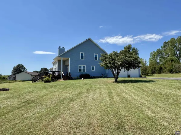 6249 NW Humphrey RD, Topeka, KS 66618