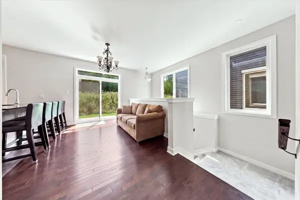 380 Appalachian CIR, Barrhaven, ON K2J 6X3
