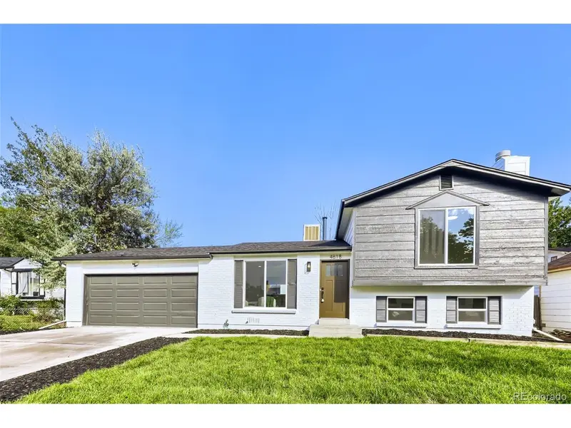 4618 Fontana, Denver, CO 80239