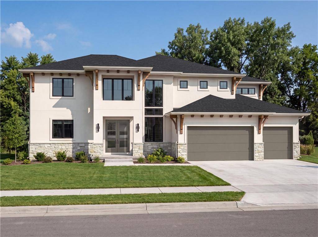 11807 W 181st TER, Overland Park, KS 66013