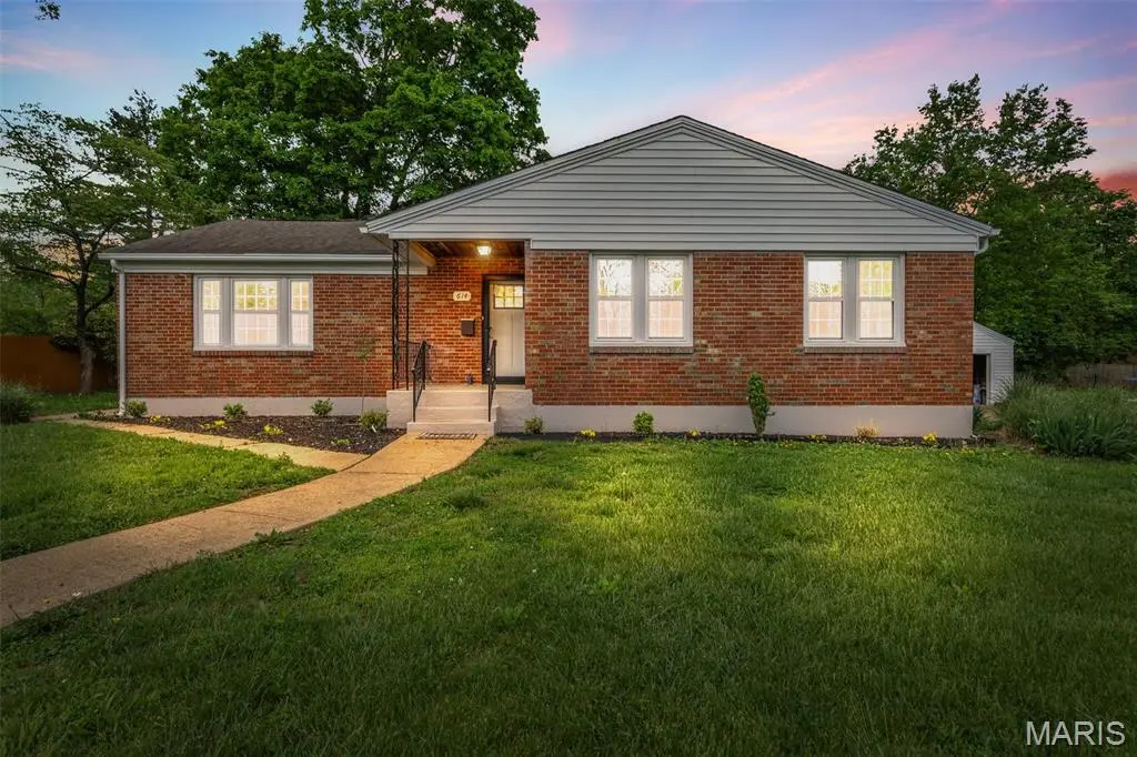 614 Stam ST, Farmington, MO 63640