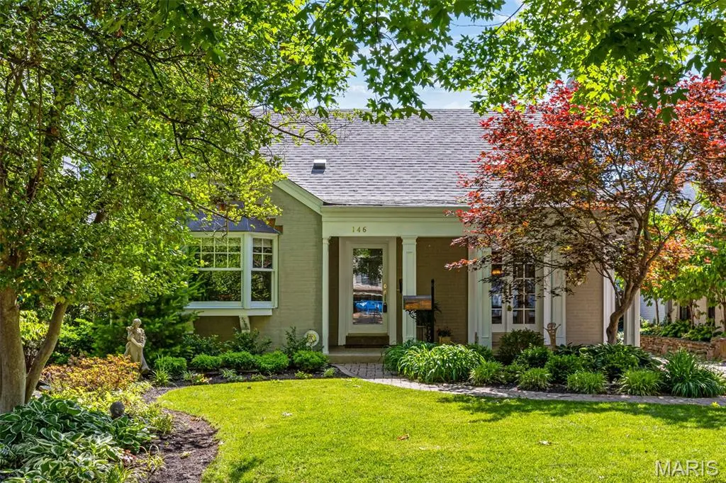 146 N Bemiston AVE, Clayton, MO 63105
