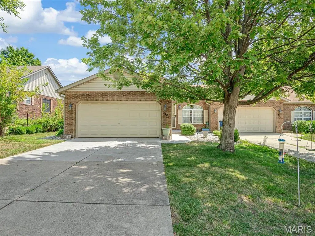 344 Westline CT, Shiloh, IL 62221