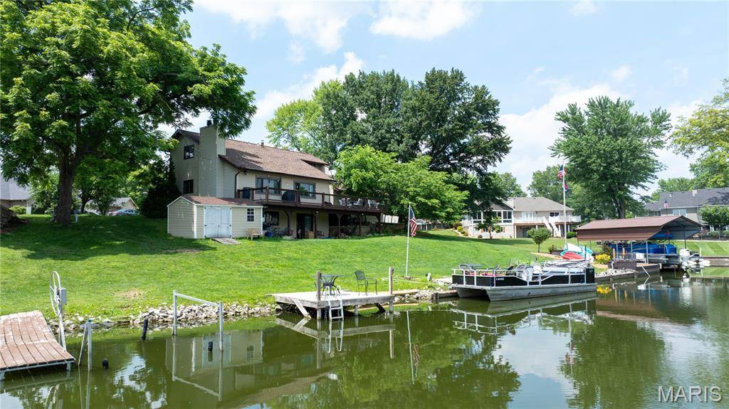 360 Wanda DR, Edwardsville, IL 62025