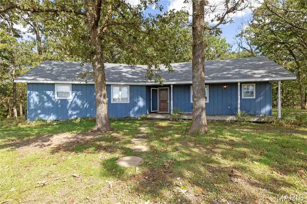 2103 Plank School RD, Marshfield, MO 65706