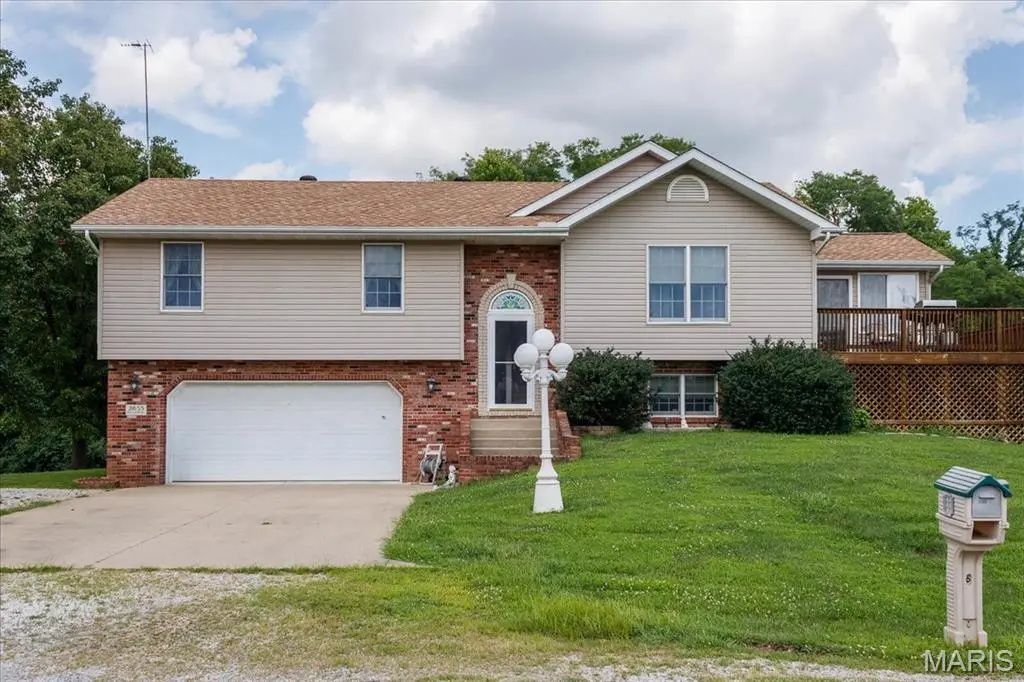 21655 Westview RD, Carlyle, IL 62231