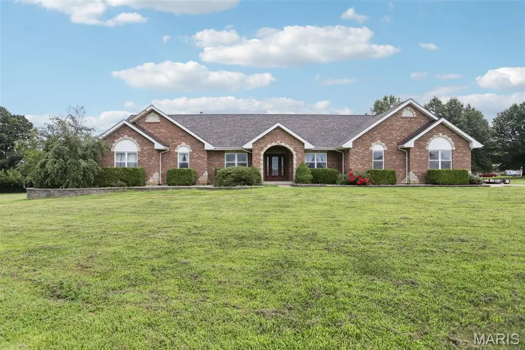 4 Pico CT, Moscow Mills, MO 63362