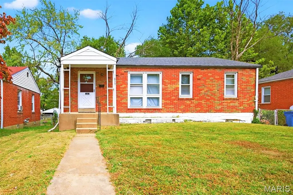 9033 Trefore AVE, Berkeley, MO 63134