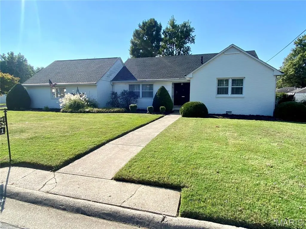 201 S Clayton ST, Charleston, MO 63834