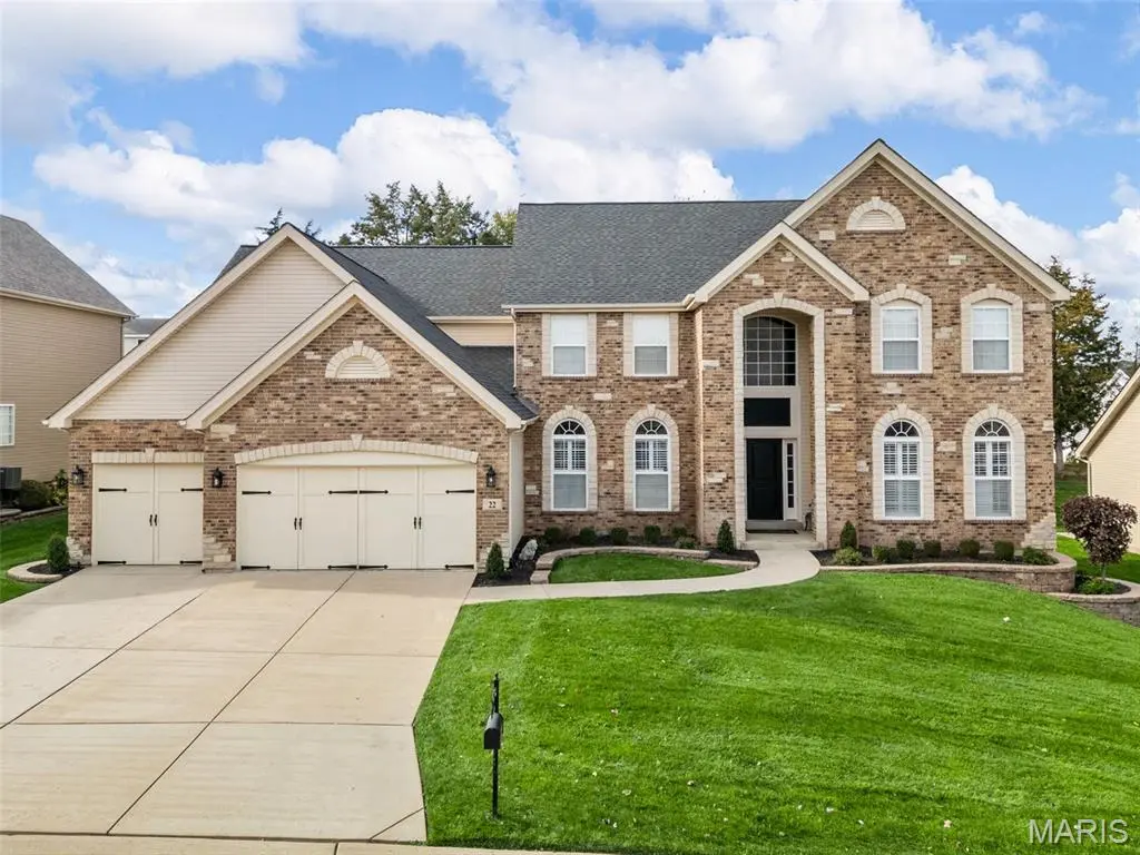 22 Fall Flower CT, Eureka, MO 63025