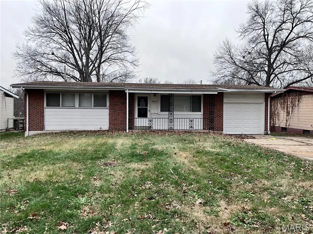 10319 Reba DR, Dellwood, MO 63136