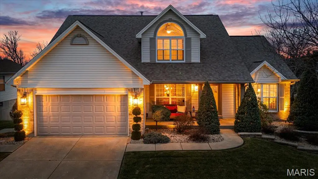 189 Sanctuary DR, Dardenne Prairie, MO 63368
