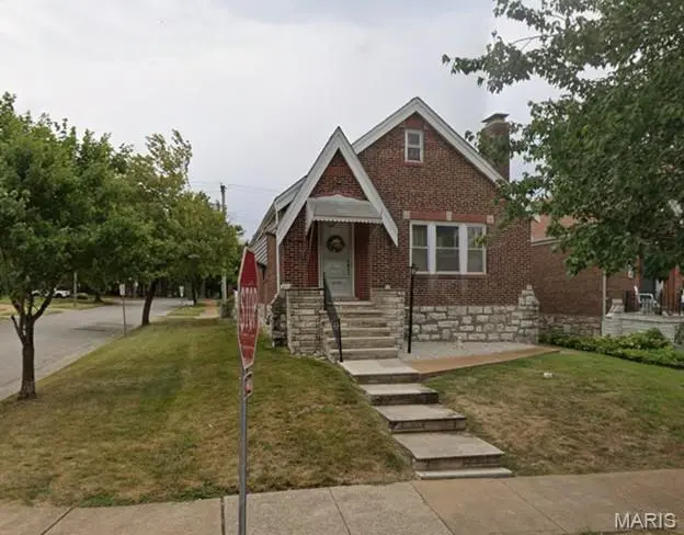 5600 Tholozan AVE, St Louis, MO 63109