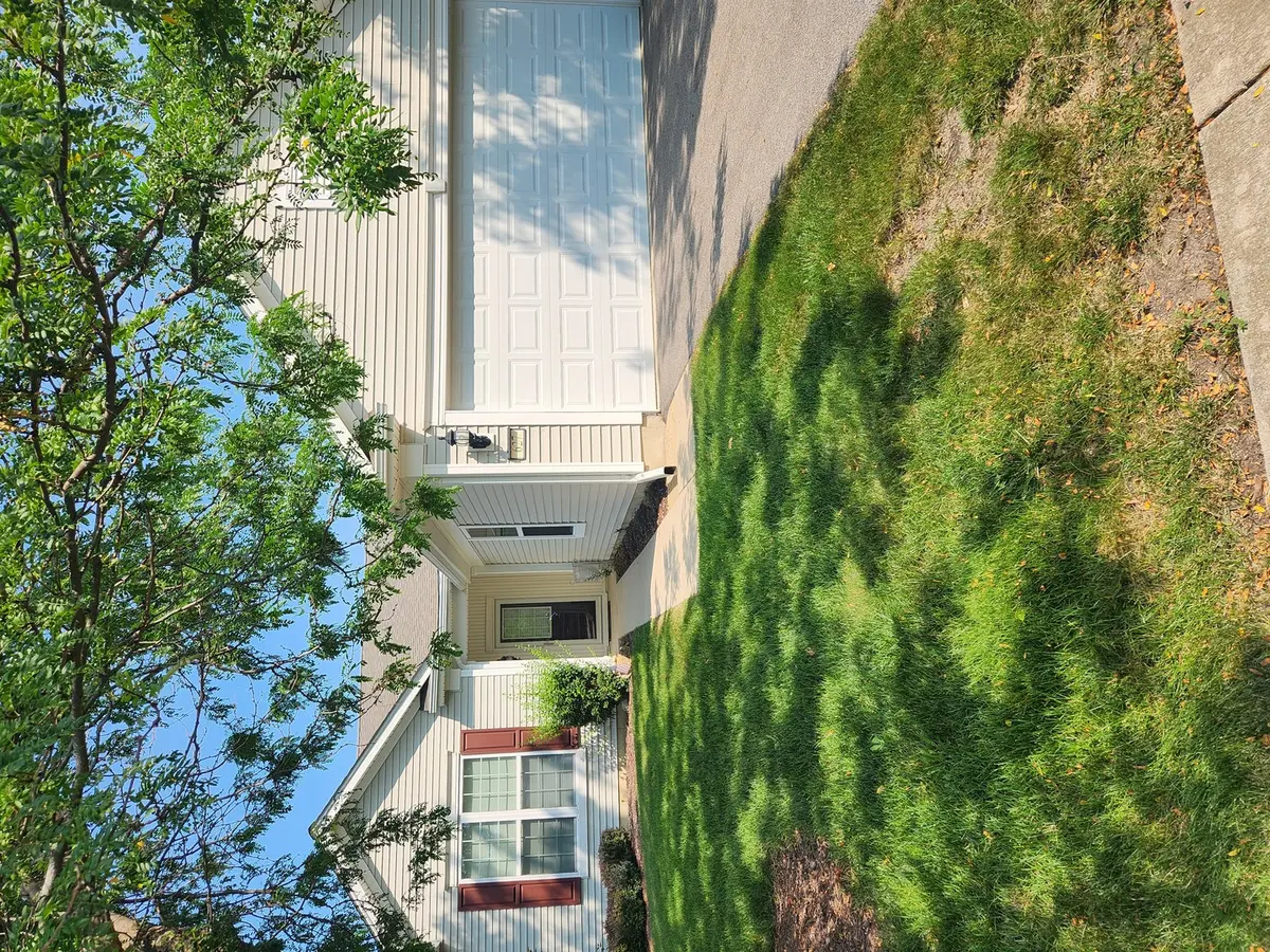 627 Americana DR, Shorewood, IL 60404