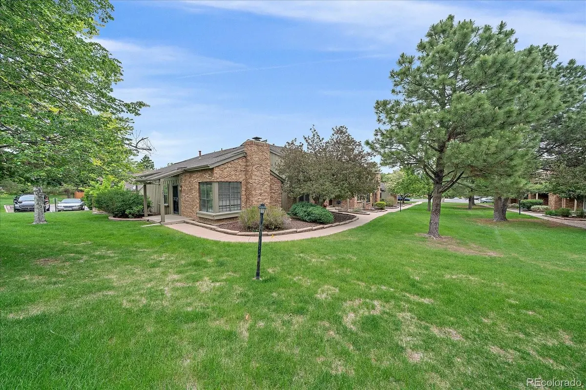 7752 E Phillips CIR, Centennial, CO 80112