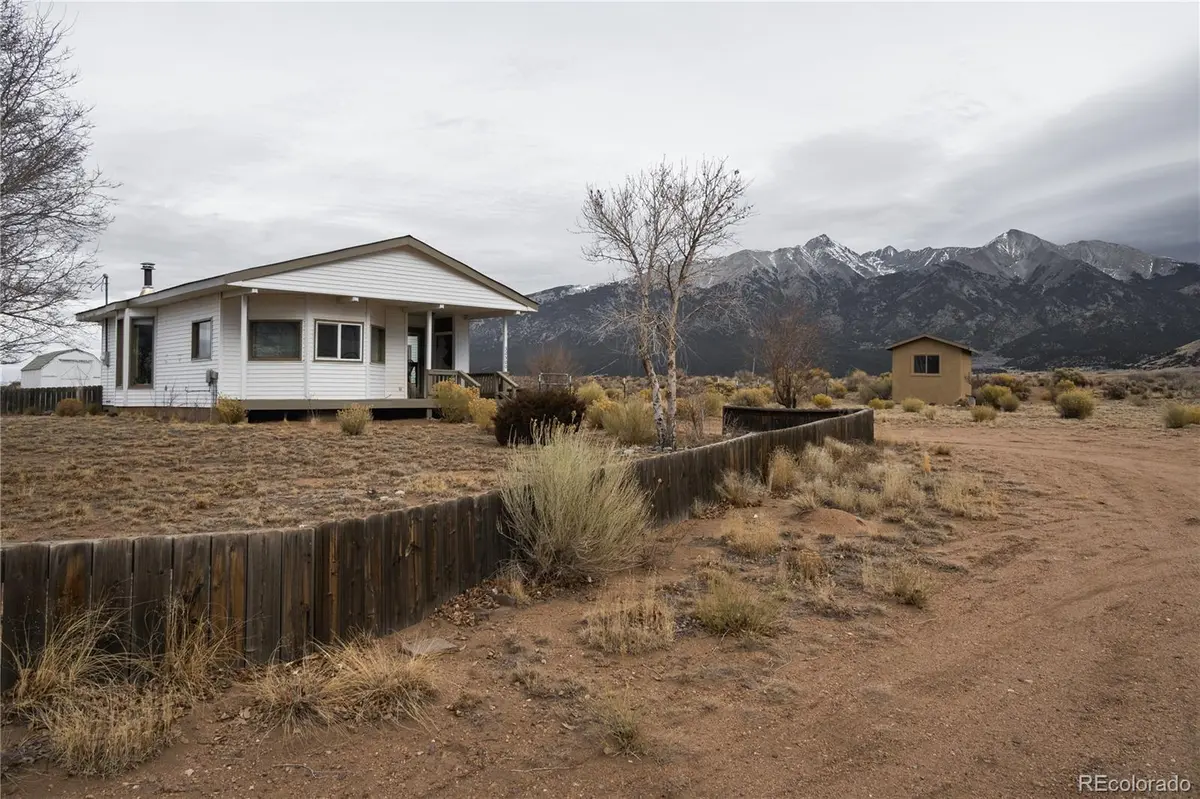 32500 Oak AVE, Blanca, CO 81123