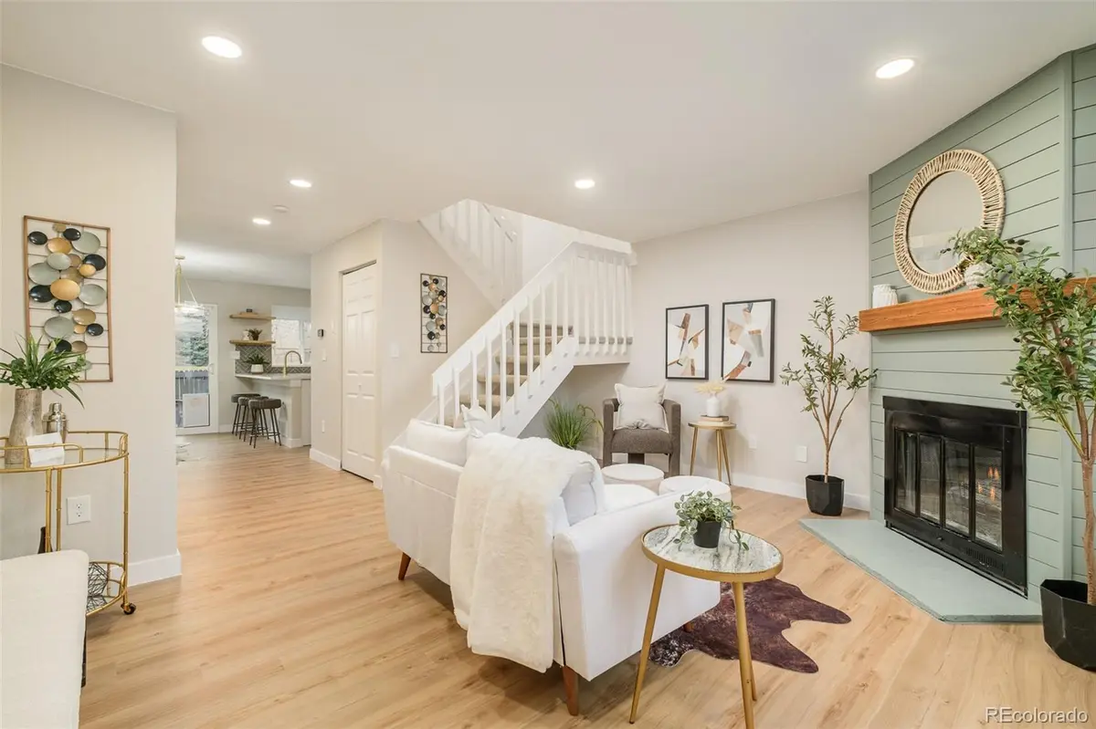 9642 W Chatfield AVE #C, Littleton, CO 80128