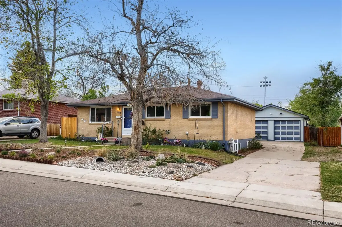 3173 W Farmdale RD, Englewood, CO 80110