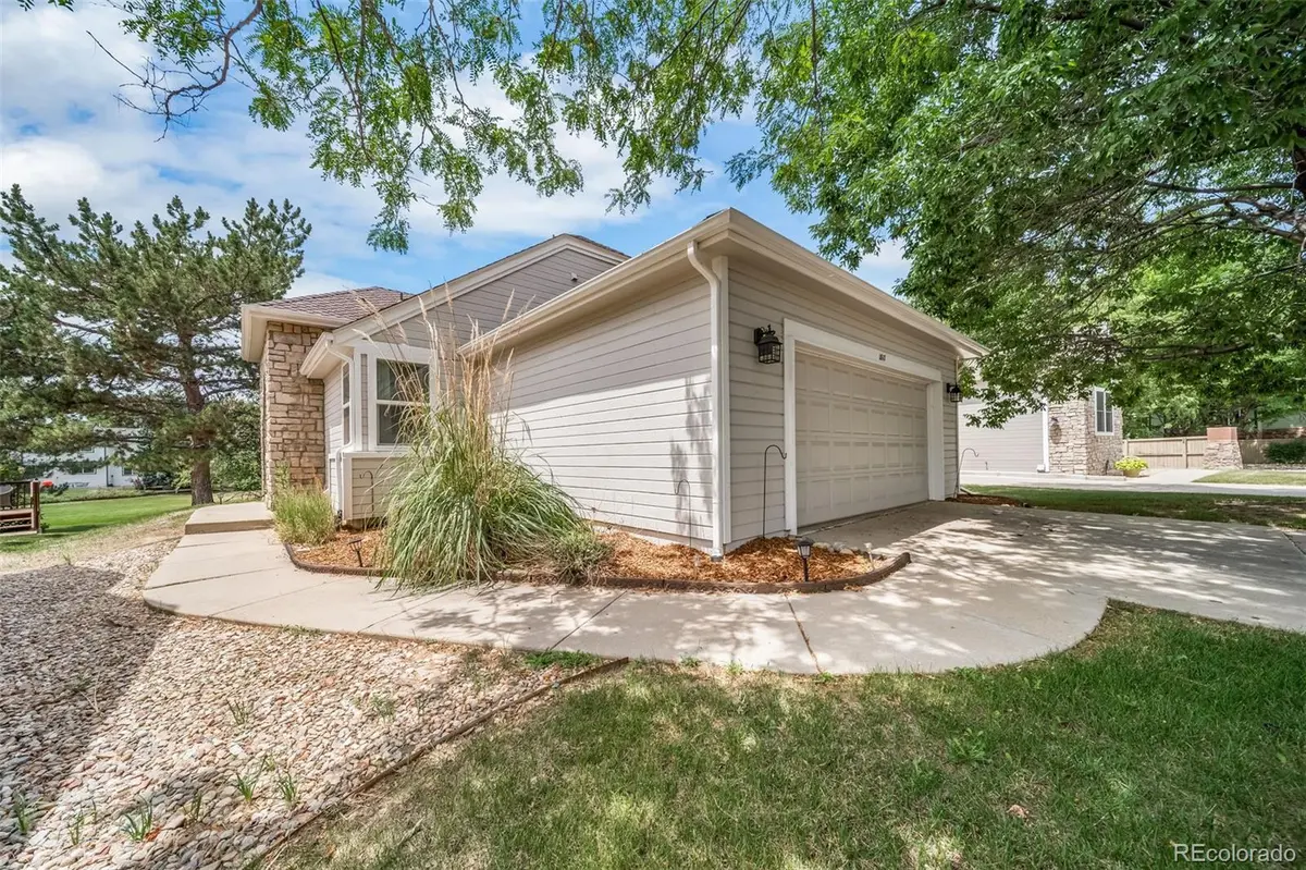 1817 Peregrine LN, Broomfield, CO 80020