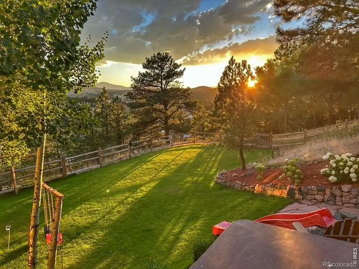 109 Lookout Mountain CIR, Golden, CO 80401