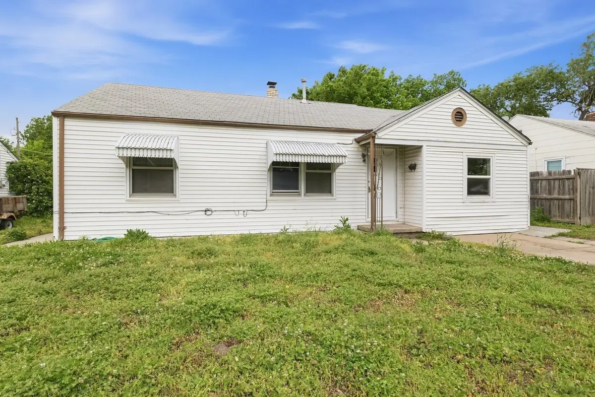 2531 S Washington Ave, Wichita, KS 67216