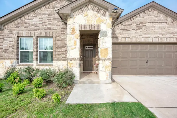305 Windy Reed RD, Hutto, TX 78634