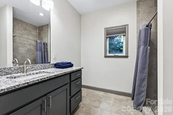 53 Waynesville AVE, Asheville, NC 28806