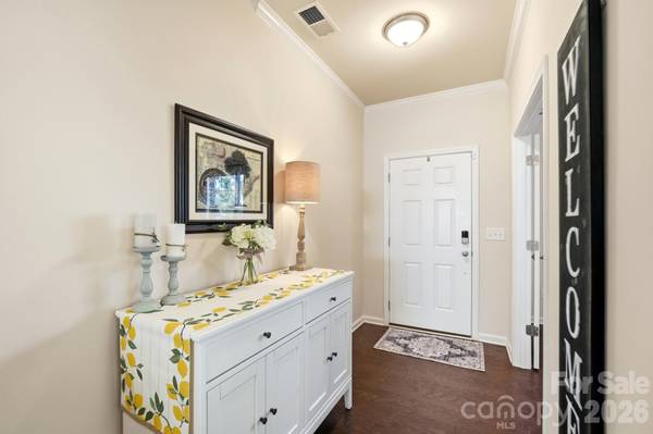 15931 Harbor Hill DR, Charlotte, NC 28273