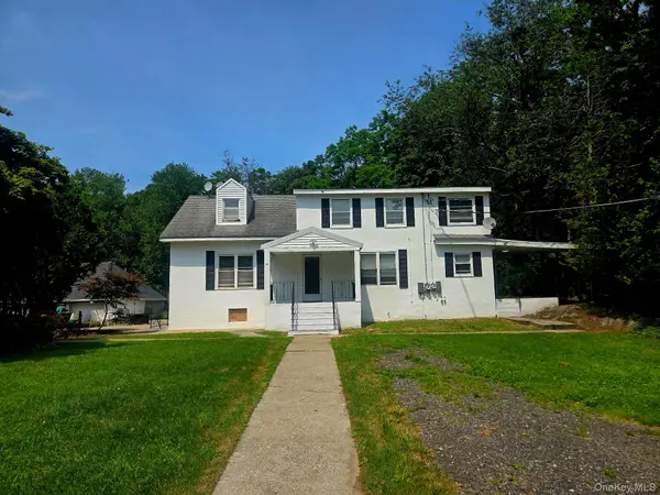 16 Ernest LN, Mahopac, NY 10541