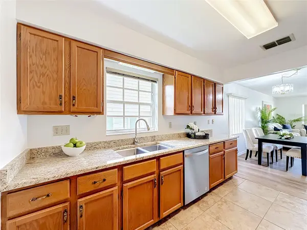 1435 DISSTON AVE, Clermont, FL 34711