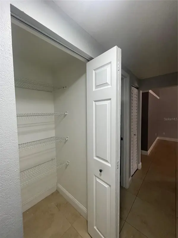 8524 CATALINA DR, Tampa, FL 33615