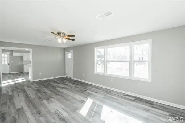 121 W Hicks St, Cardwell, MO 63829
