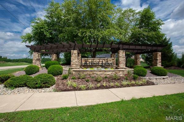 3629 S Arbor Lake DR,  Edwardsville,  IL 62025