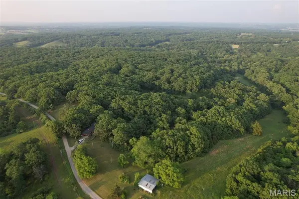 13458 Quince TRL, Lucerne, MO 63551