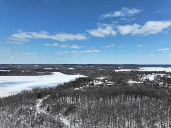 Off BCR 710, Zalma, MO 63787