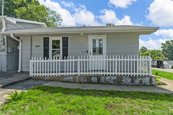 1239 Hill RD, Festus, MO 63028