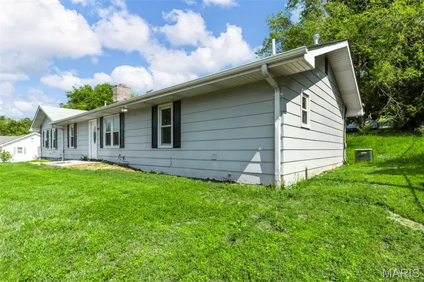 1239 Hill RD, Festus, MO 63028
