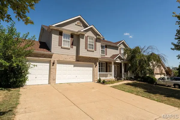 6029 Timber Hollow LN, High Ridge, MO 63049