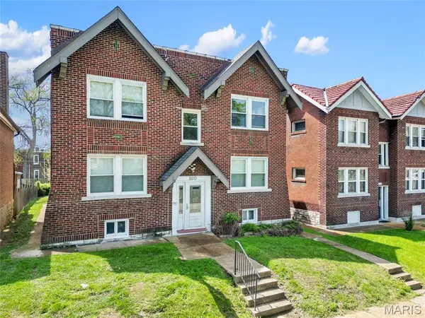 3310 Wyoming ST, St Louis, MO 63118
