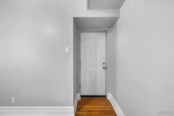 3310 Wyoming ST, St Louis, MO 63118