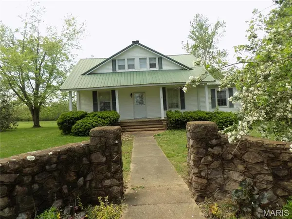 525 Russellville RD, Arcadia, MO 63621
