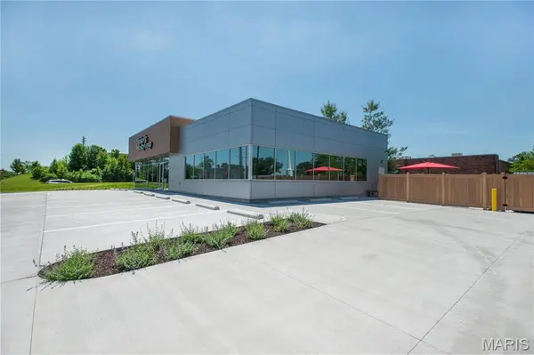 1706 Smizer Station RD, Fenton, MO 63026