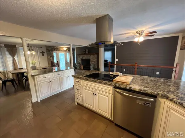 707 Union ST, Marble Hill, MO 63764