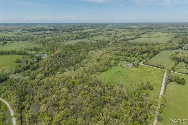 81 Indian Creek Loop, Buffalo, MO 65622