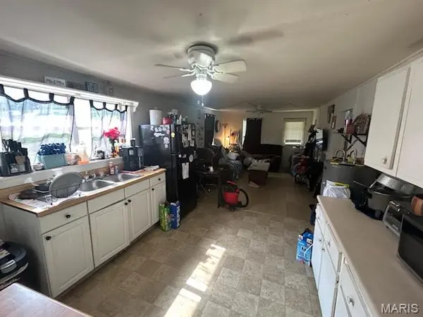 600 Center ST, Bloomfield, MO 63825