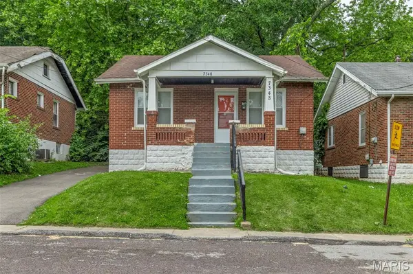 7348 Grand DR, Pagedale, MO 63133