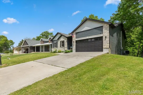 412 Timber DR, Warrenton, MO 63383