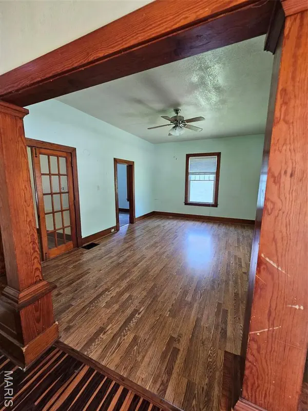 216 W Church ST, Palmyra, MO 63461
