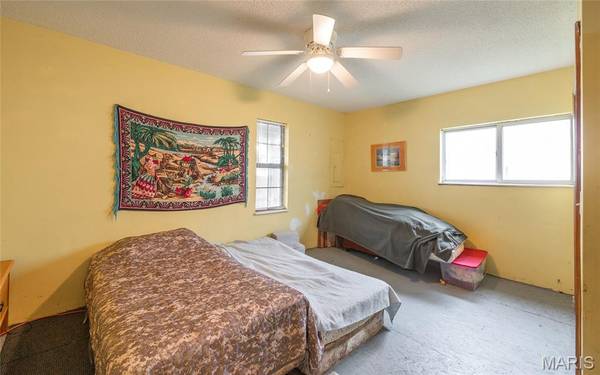 506 E Colorado AVE E, Bland, MO 65014